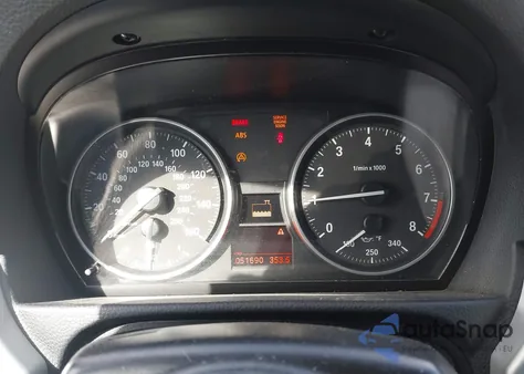 2011 BMW 328I из США, поврежденный, VIN WBADW3C57BE446593